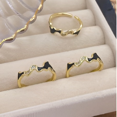 Modern Wave Statement Adjustable Ring | Gold & Black Enamel Ring