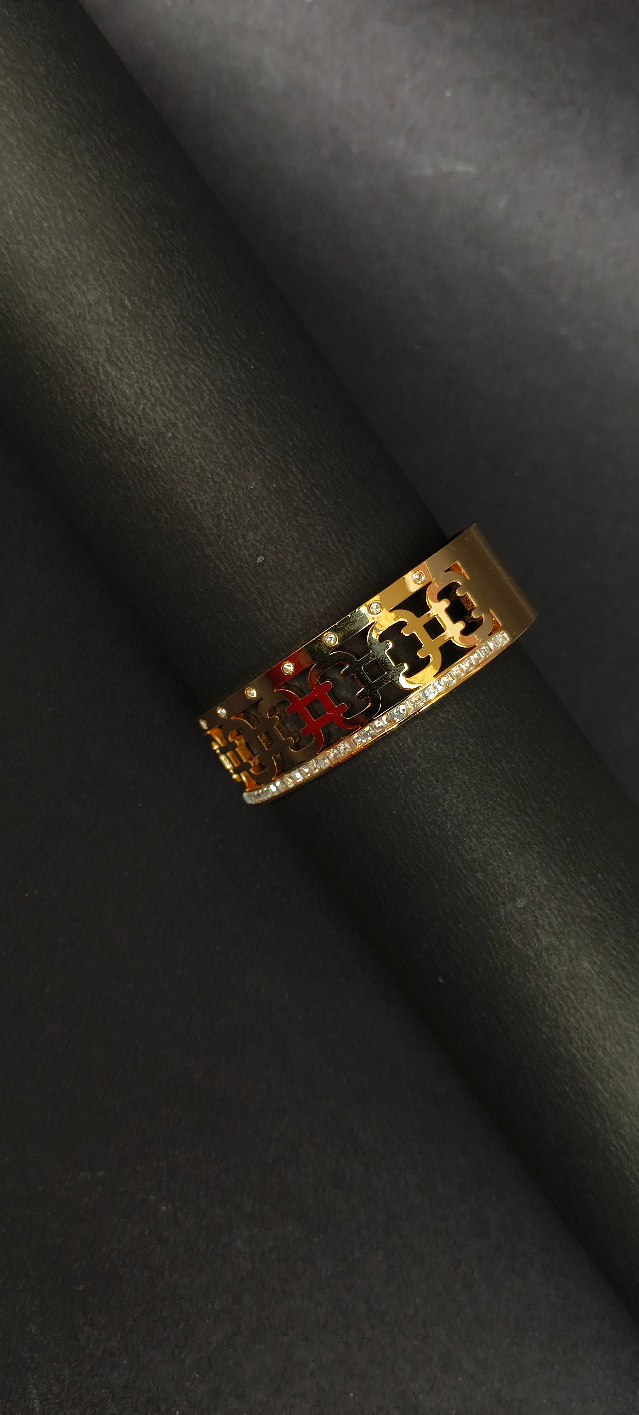 Luxury Gold Cutwork Crystal Ring | Anti-Tarnish Statement Band for Women
