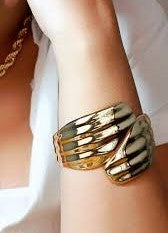 Bold Ribbed Gold Bypass Cuff | Sculptural Statement Wide Bangle
